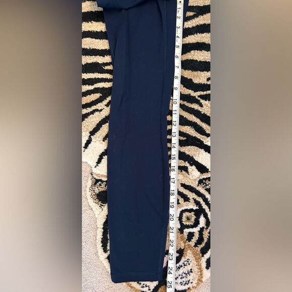 Lululemon Train Times 7/8 Pant *25"  True Navy Size 4 W5BJOS EUC - Picture 9 of 9
